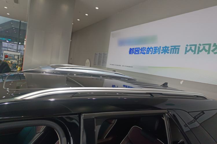 Used Ford Explorer 2023 EcoBoost 285 Four-Wheel Drive Titanium Edition 6 Seats