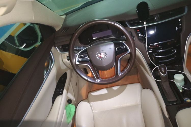 Used Cadillac XTS 2015 28T Comfort Model
