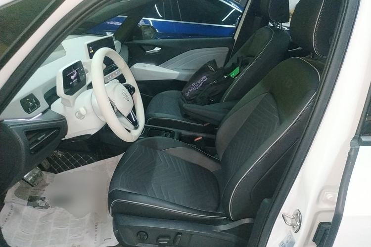 Used Volkswagen ID.3 2024 Outstanding Edition Left Front Seat