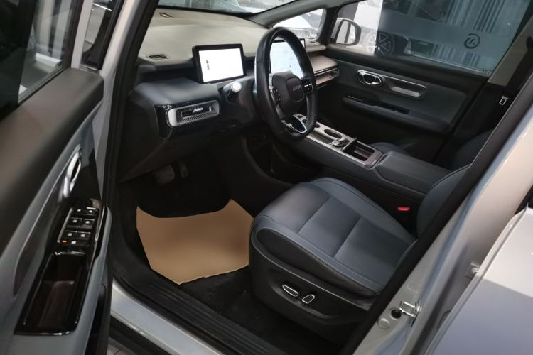 Used AION Y 2023 Younger Star Edition
