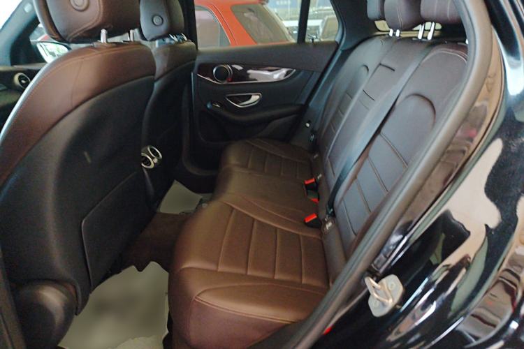 Used Mercedes-Benz GLC 2018 Facelift GLC 260 4MATIC Luxury Edition Left Rear Seat