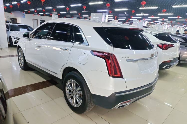 Used Cadillac XT5 2021 28T Luxury Model Rear Left 45 Deg