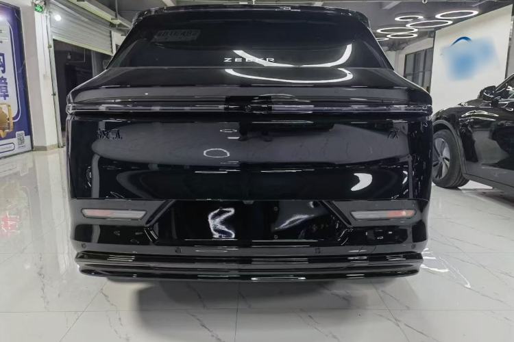 Used Zeekr 7X 2025 100 kWh Long-Range Rear-Wheel Drive with Intelligent Driving Features