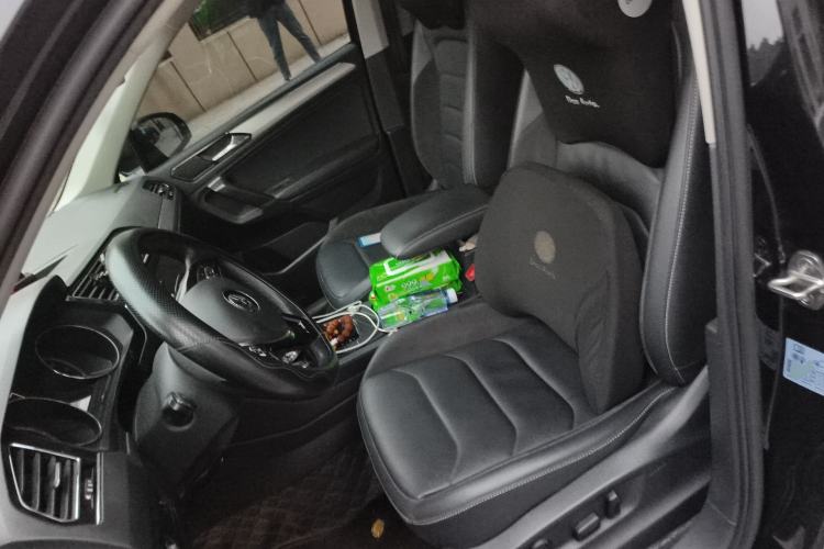 Used Volkswagen Tiguan L 2019 330TSI Automatic Two-Wheel Drive Smart Luxury Version China VI Standard Left Front Seat