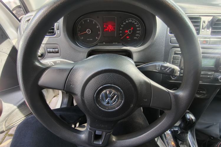 Used Volkswagen Polo 2011 1.4L Automatic ZhiShang Version