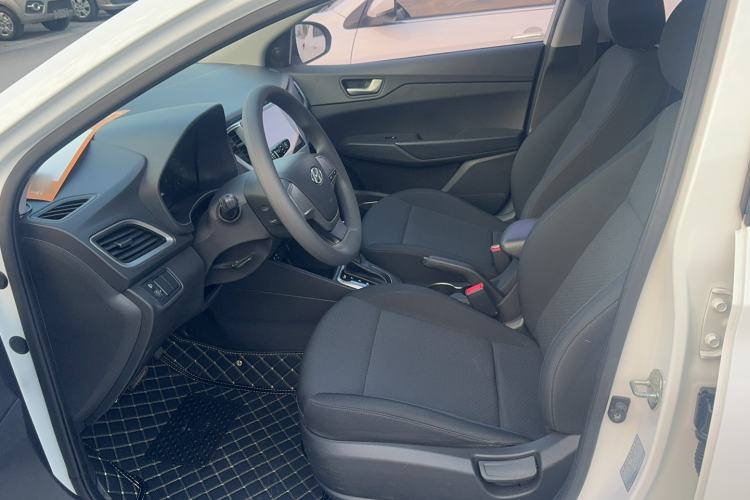 Used Hyundai Verna RV 2017 1.4L Automatic Cool Edition GLS China V Emission Standard
