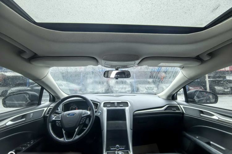 Used Ford Mondeo 2020 EcoBoost 180 Stylish Model Interior 1