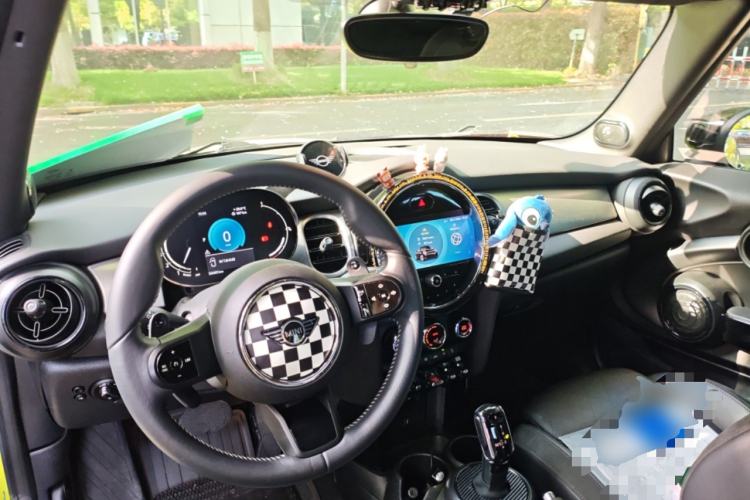 Used MINI 2022 2.0T COOPER S CABRIO Classic Edition Center Console