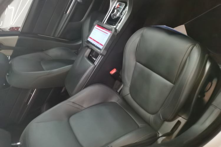 Used Jaguar XFL 2018 XFL 2.0T 200PS Luxury Edition
