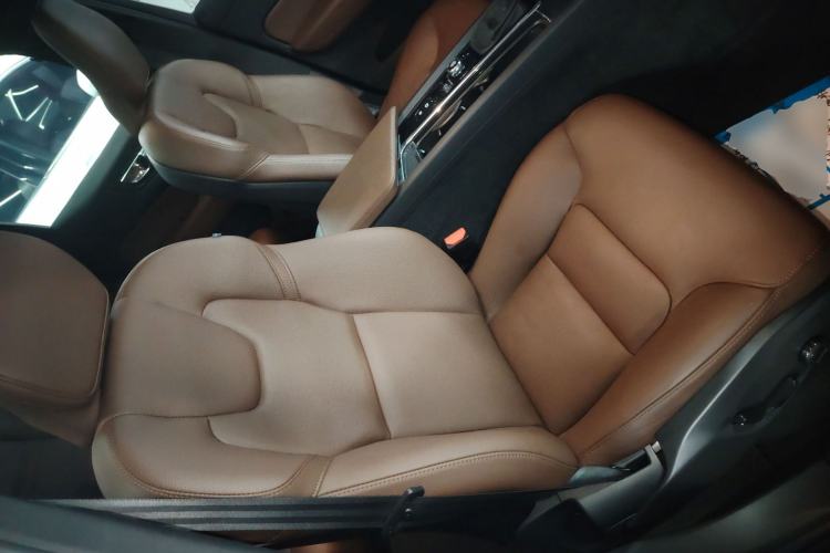 Used Volvo XC60 2021 T5 4x4 Smart Luxury Edition