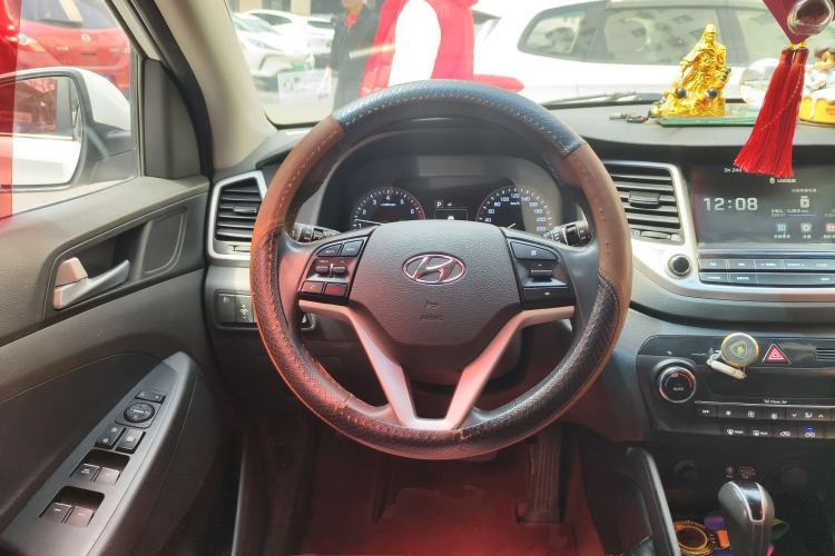 Used Hyundai Tucson 2015 1.6T Dual-Clutch Two-Wheel-Drive Smart Model