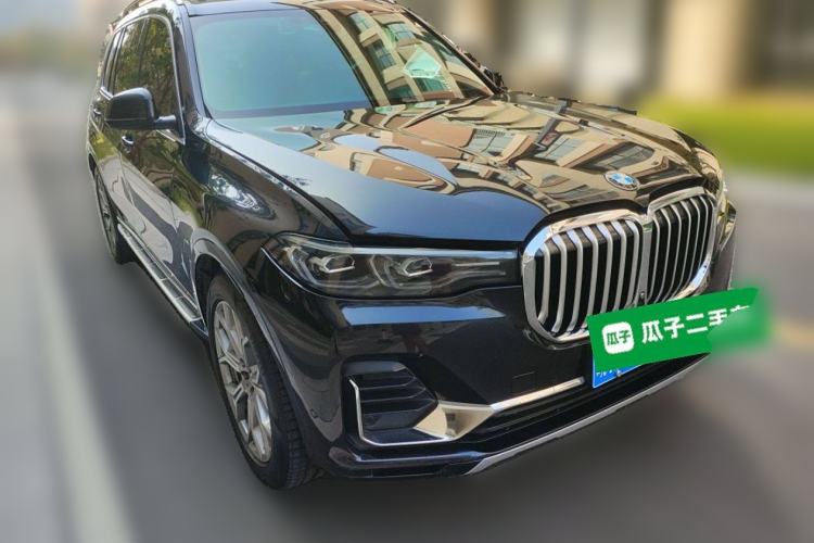 Used BMW X7 2019 xDrive40i Luxury Package with Leading Features
