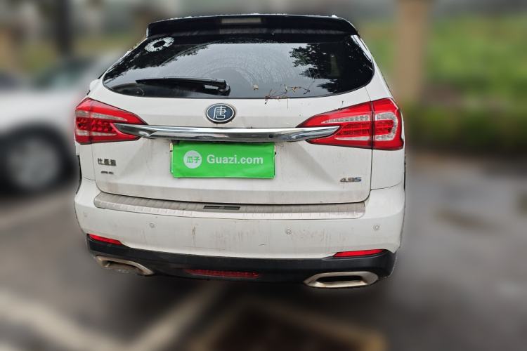 Used BYD Tang New Energy 2017 2.0T All-Wheel Drive Luxury Model