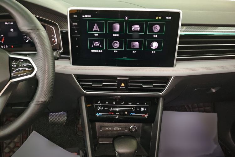 Used Volkswagen Tiguan L New Energy 2022 430 PHEV Plug-in Hybrid Flagship Edition Audio And AC Panel