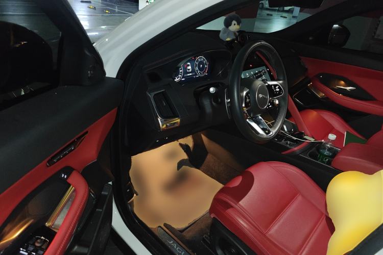 Used Jaguar E-PACE 2024 YAO Black Sport Edition R-DYNAMIC SE BLACK Driver Seat