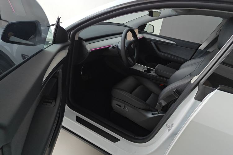 Used Tesla Model Y 2024 Rear-Wheel-Drive Version