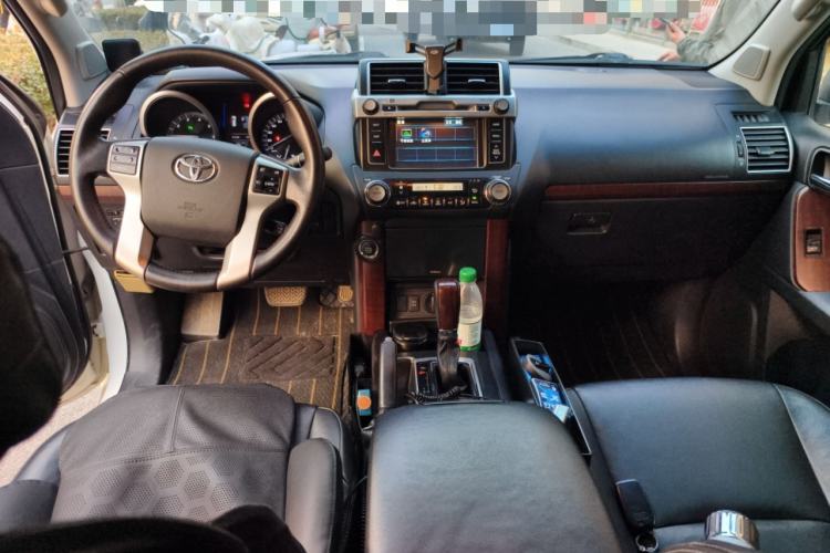 Used Toyota Prado 2014 4.0L Automatic TX-L NAVI
