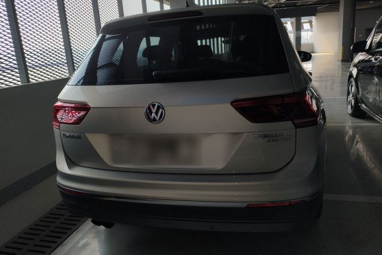 Used Volkswagen Tiguan L 2018 330TSI Automatic Two-Wheel Drive Flagship Edition Rear