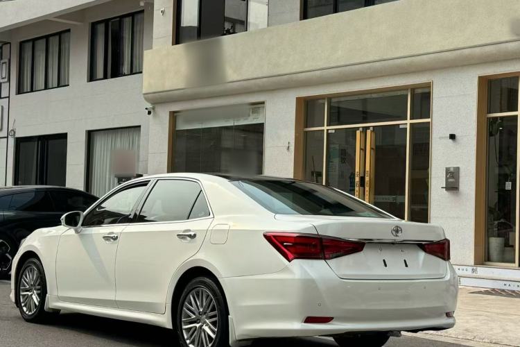 Used Toyota Crown 2017 2.0T Sport Edition
