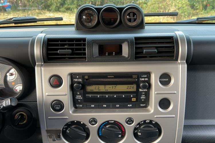 Used Toyota FJ Cruiser 2018 4.0 Automatic Middle East