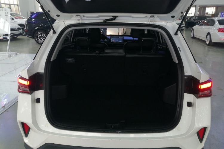 Used Wuling Alvez 2022 1.5L Manual Comfort Version
