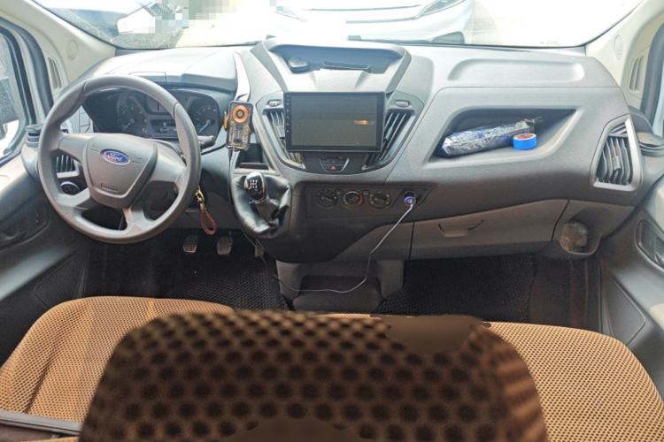 Used Ford Transit 2017 2.0T Diesel Multi-Function Commercial Vehicle Short Wheelbase Mid-Roof China V Standard