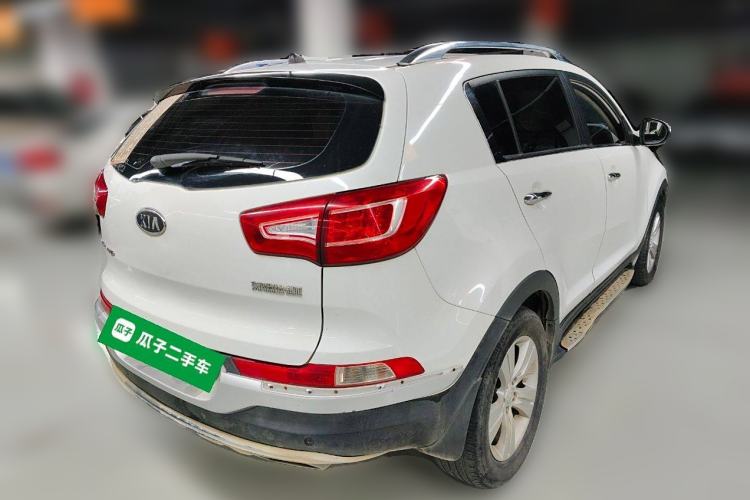 Used Kia Sportage R 2014 2.0L Manual Two-Wheel-Drive GLS
