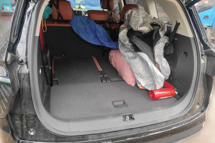 Used Hongqi HS7 PHEV 2024 2.0T PHEV Four-Wheel Drive Flagship Edition 7 Seats
