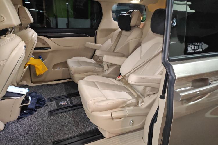 Used Buick GL8 2023 ES Lu Zun Deluxe Model
