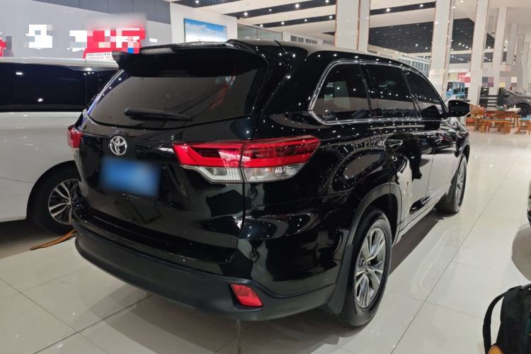 Used Toyota Highlander 2018 2.0T Two-Wheel Drive Elite Edition 5 Seats Emission Standard China V
