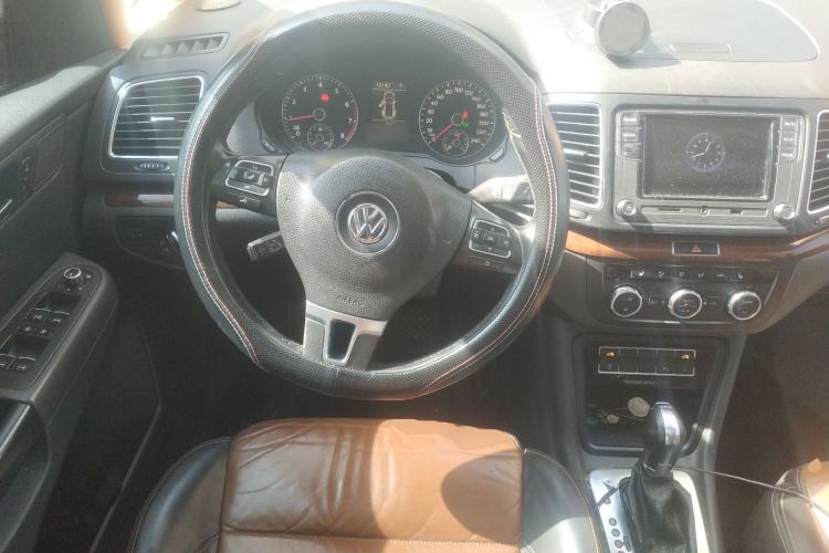 Used Volkswagen Sharan 2012 2.0 TSI Comfort Edition Euro IV
