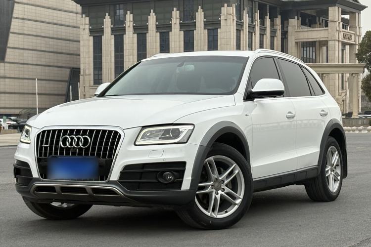 Used Audi Q5 2017 Plus 40 TFSI Technology Model