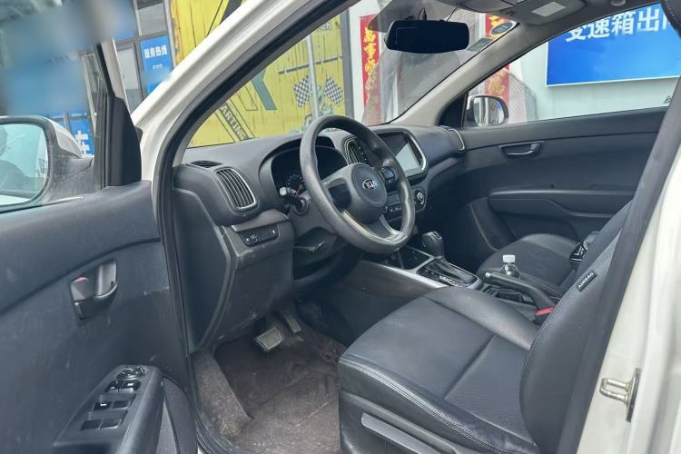 Used Kia KX3 2017 1.6L Automatic Aoya Version Interior 3