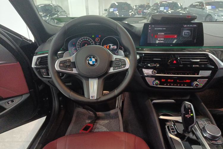 Used BMW 5 Series 2019 530Li Leading Model M Sport Package
