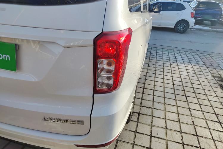 Used Wuling Hongguang 2019 1.5L S Standard Version China VI LAR
