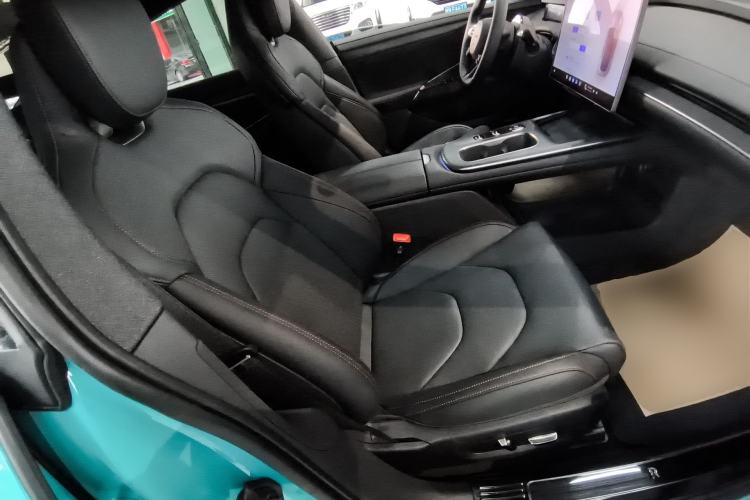 Used Xiaomi Auto SU7 2024 Rear-Drive Long-Range Intelligent Driving Version Right Front Seat