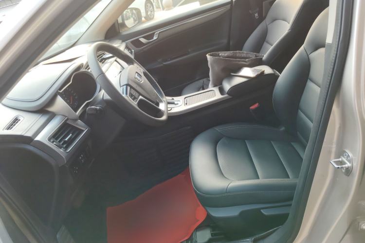 Used Geely Auto Emgrand GL 2017 1.8L DCT Elite Model Left Front Seat