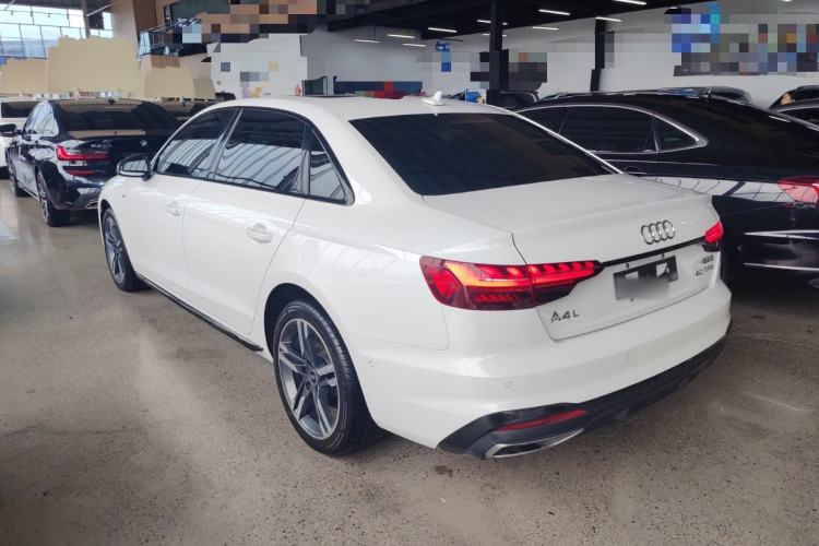 Used Audi A4L 2022 40 TFSI Luxury Dynamic Model