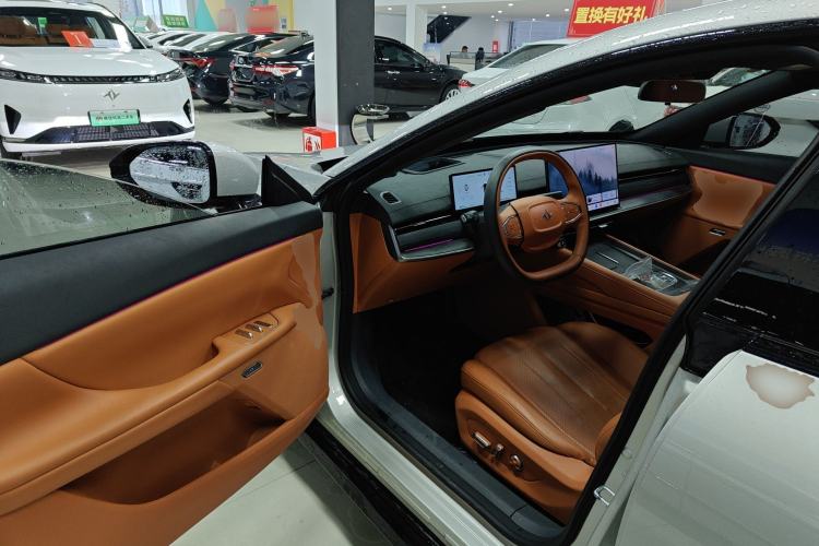 Used Dongfeng eπ eπ007 2025 Model Pure-Electric 565 All-Wheel-Drive Max Leading Edition Driver Seat