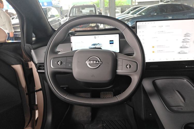 Used Nissan N7 2025 510 Max Steering Wheel