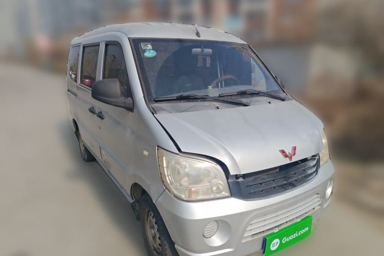Used Wuling Zhiguang 2010 1.0L New Version Practical Edition with Short Body
