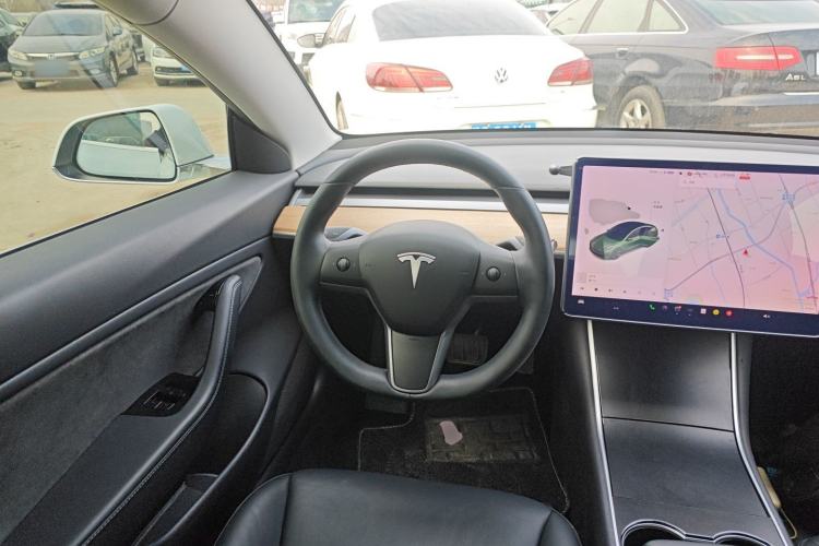 Used Tesla Model 3 2019 Long-Range All-Wheel-Drive Version