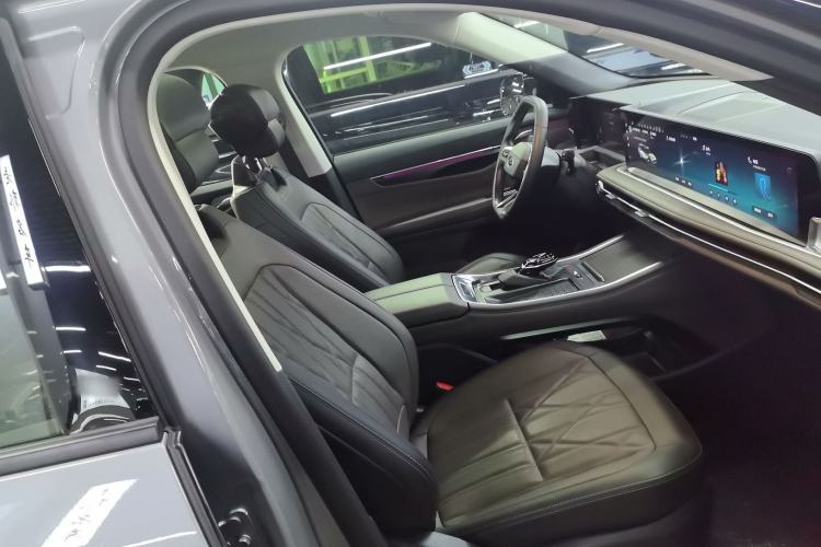 Used Ford Edge 2025 Ford Explorer L 2.0T EcoBoost E-Hybrid Four-Wheel-Drive 7-Seater Supreme Model
