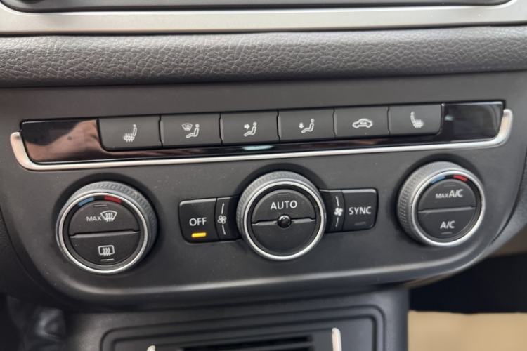 Used Volkswagen Tiguan L 2015 2.0 TSI Automatic All-Wheel Drive Flagship Edition