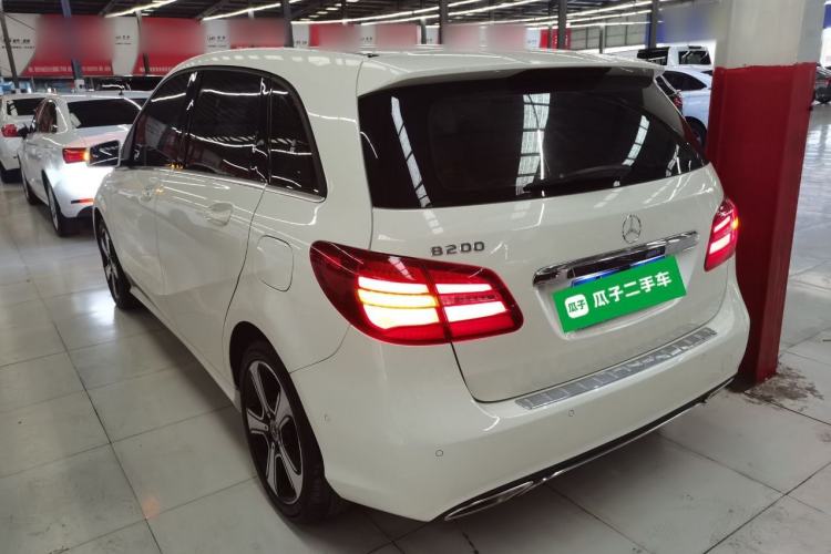 Used Mercedes-Benz B-Class 2017 B 200 Fashion Model
