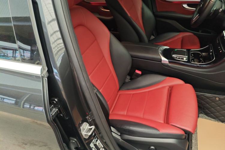 Used Mercedes-Benz GLC 2020 Facelift GLC 300 L 4MATIC Dynamic Edition
