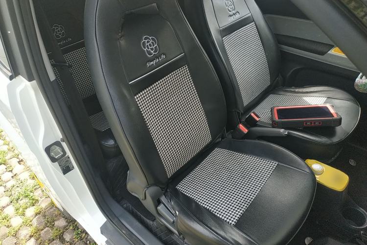 Used Chery QQ Ice Cream 2022 120km Conical Shape Lithium Iron Phosphate