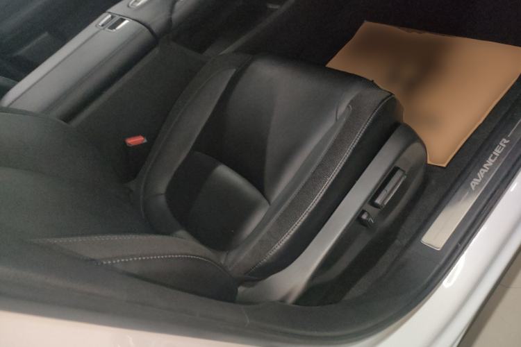 Used Honda Avancier 2017 370TURBO Four-Wheel Drive Prestige Edition Right Front Seat