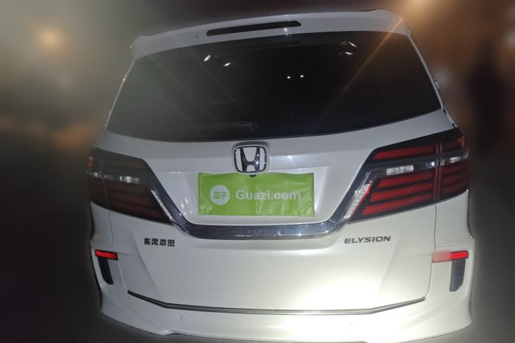 Used Honda Elysion 2016 2.4L Supreme Edition
