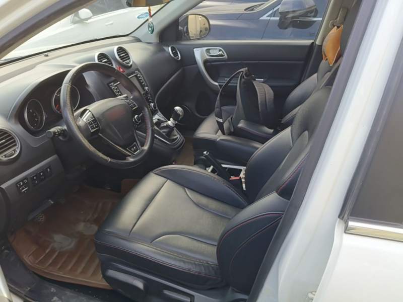 Used Haval H6 2015 Upgraded Model 1.5T Manual Two-Wheel Drive Elite Version — 16